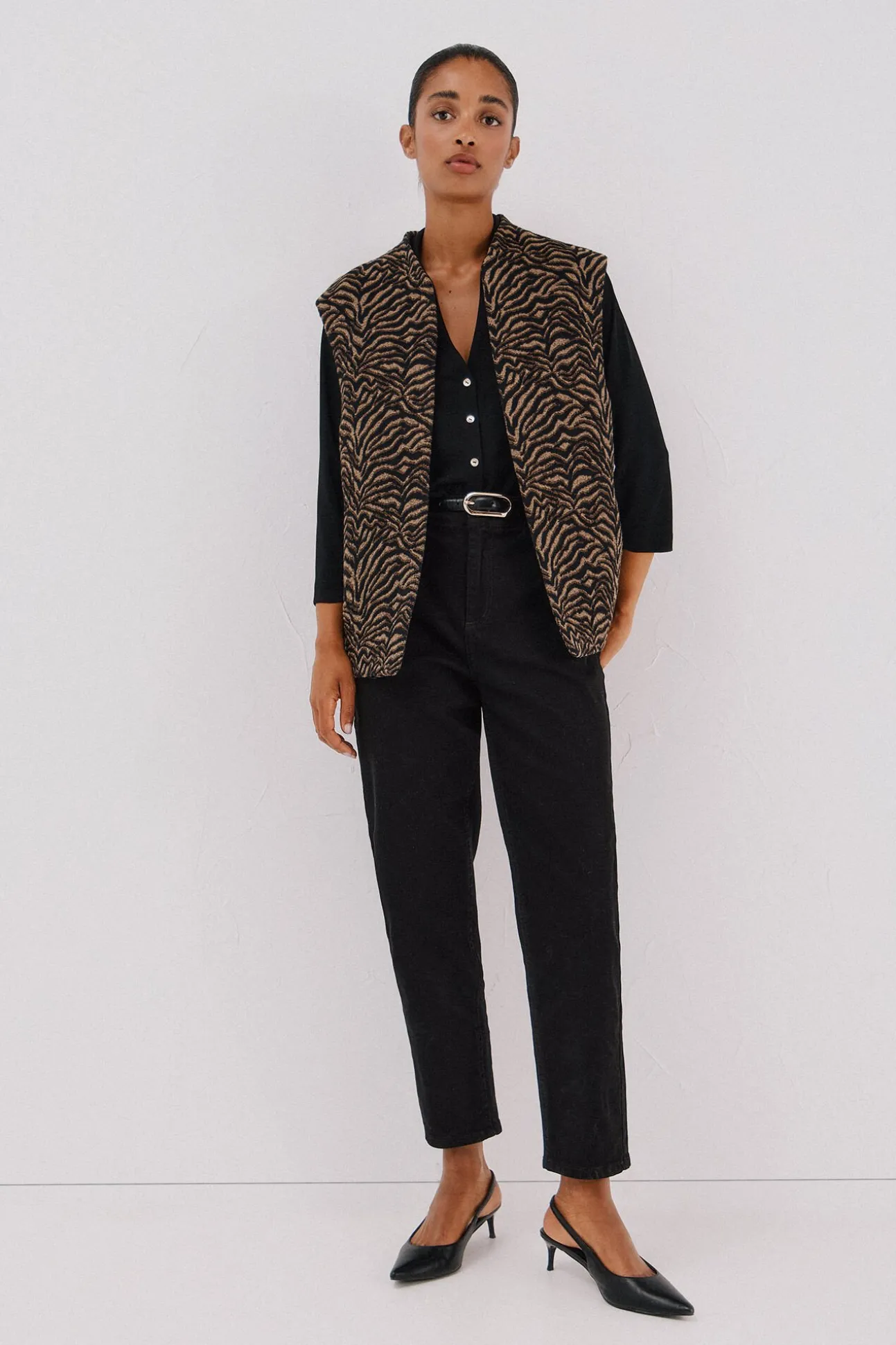 Chaleco tejido animal print