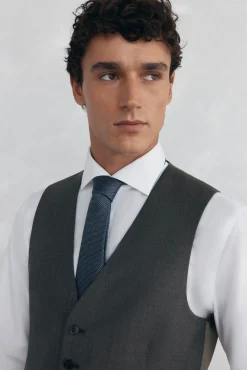 Chaleco tostado slim fit