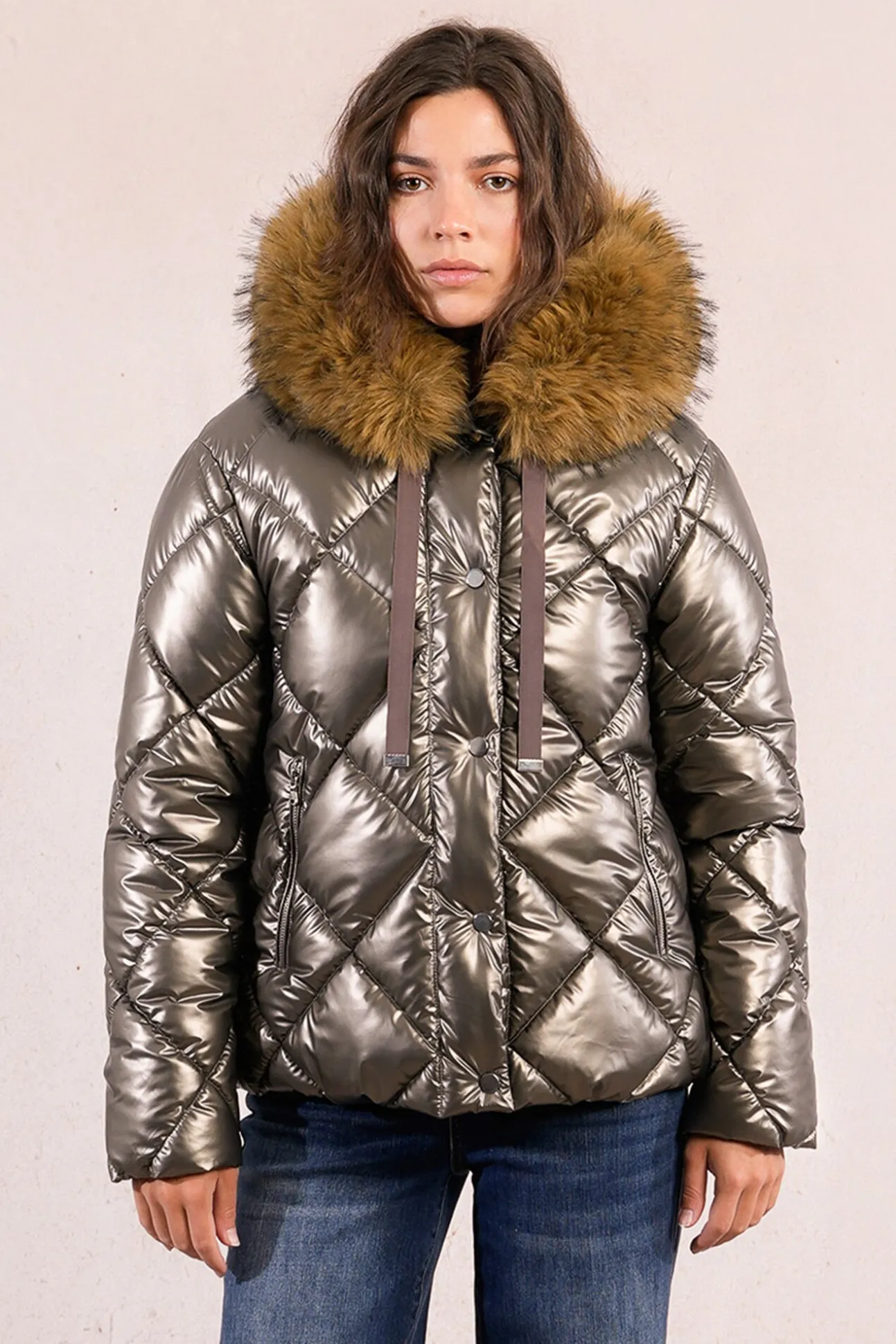 Chaqueta acolchada con capucha