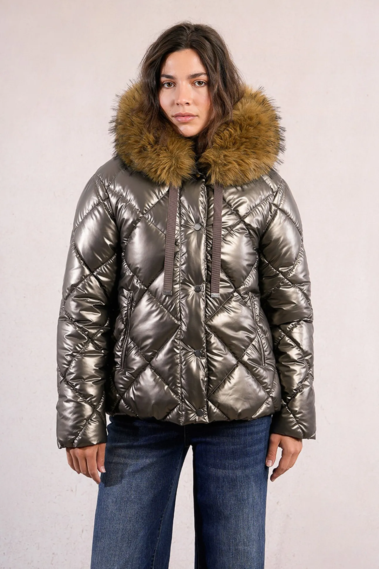 Chaqueta acolchada con capucha