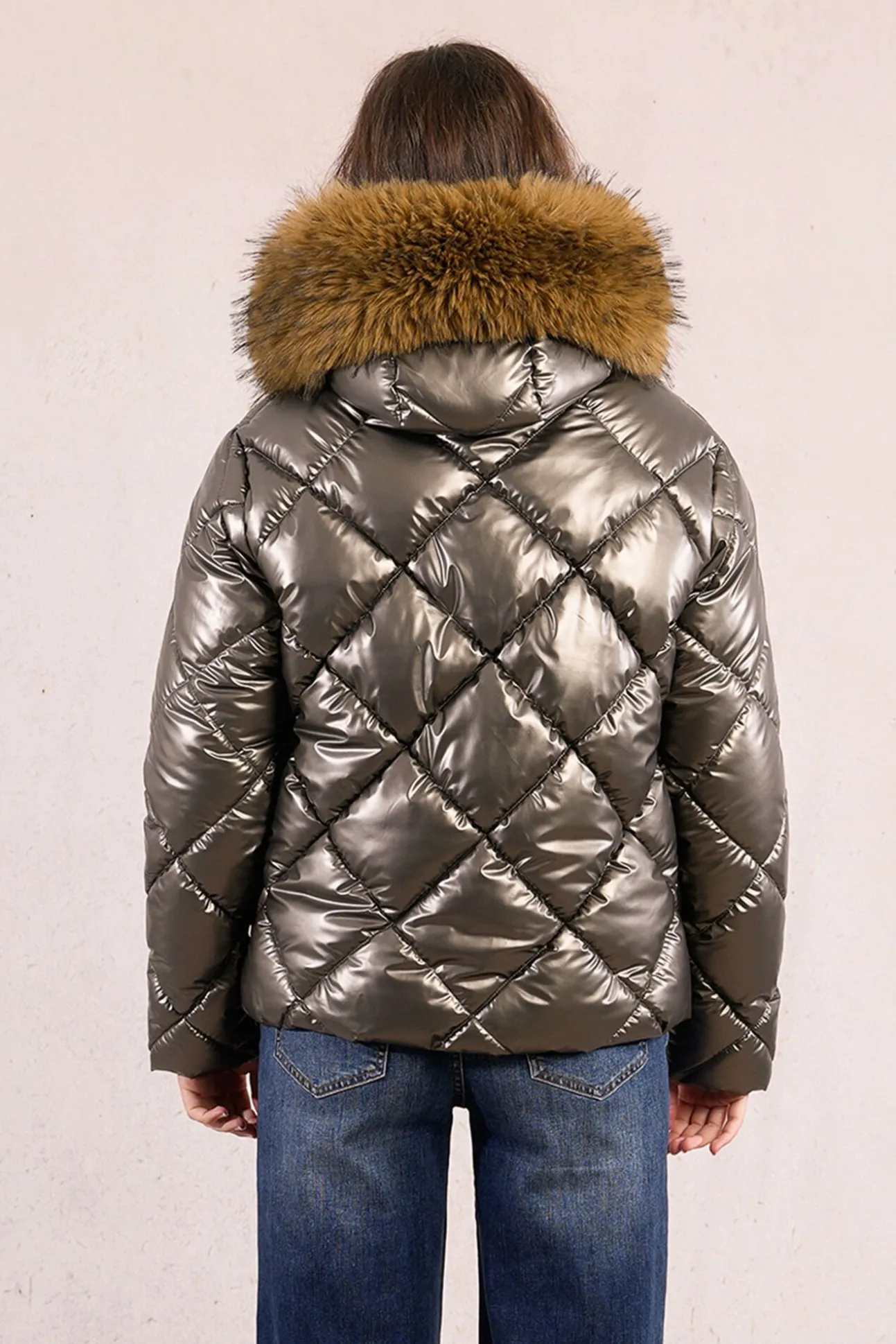 Chaqueta acolchada con capucha
