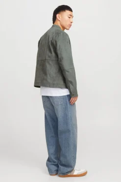 Chaqueta con efecto piel