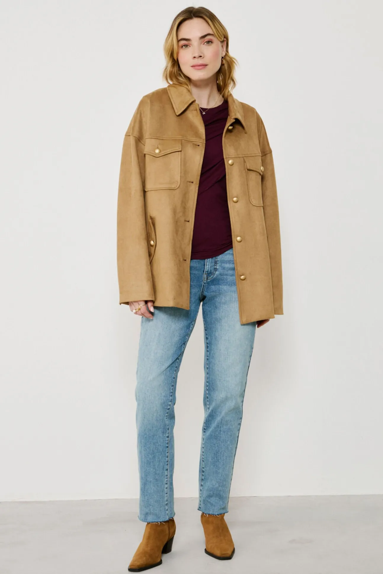 Chaqueta de antelina abotonada