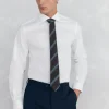 Conjunto de corbata, pantalón y camisa