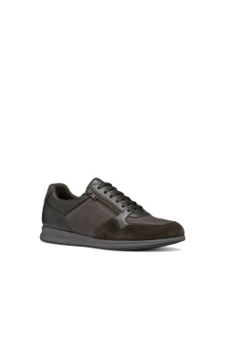 Deportiva Avery