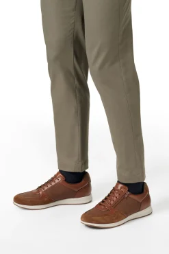 Deportiva Avery
