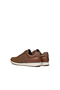 Deportiva Avery
