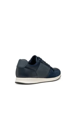Deportiva Avery