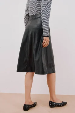 Falda capa polipiel
