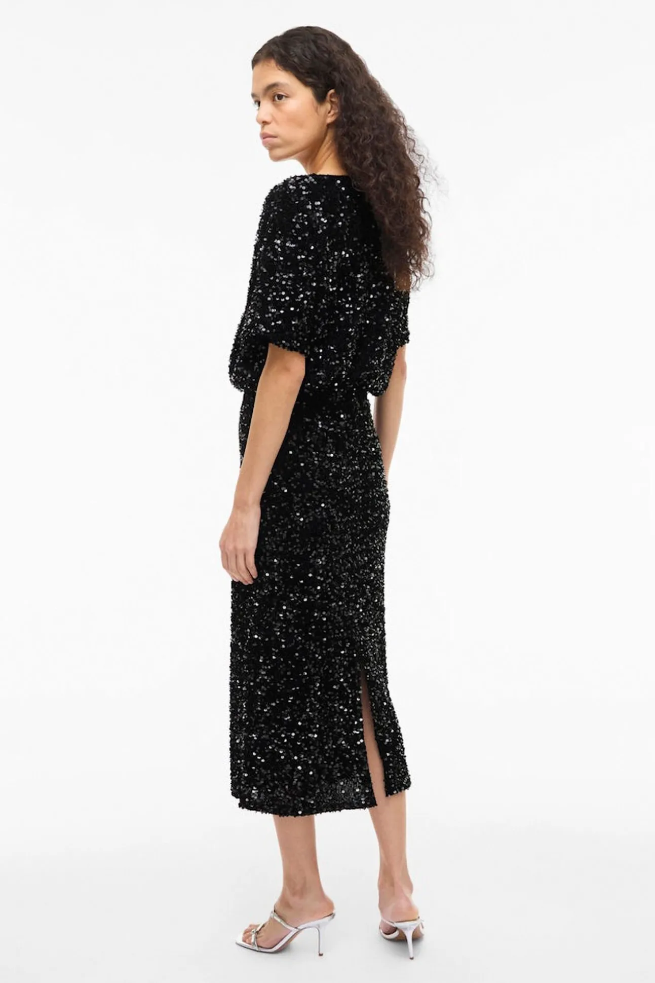 Falda midi con lentejuelas
