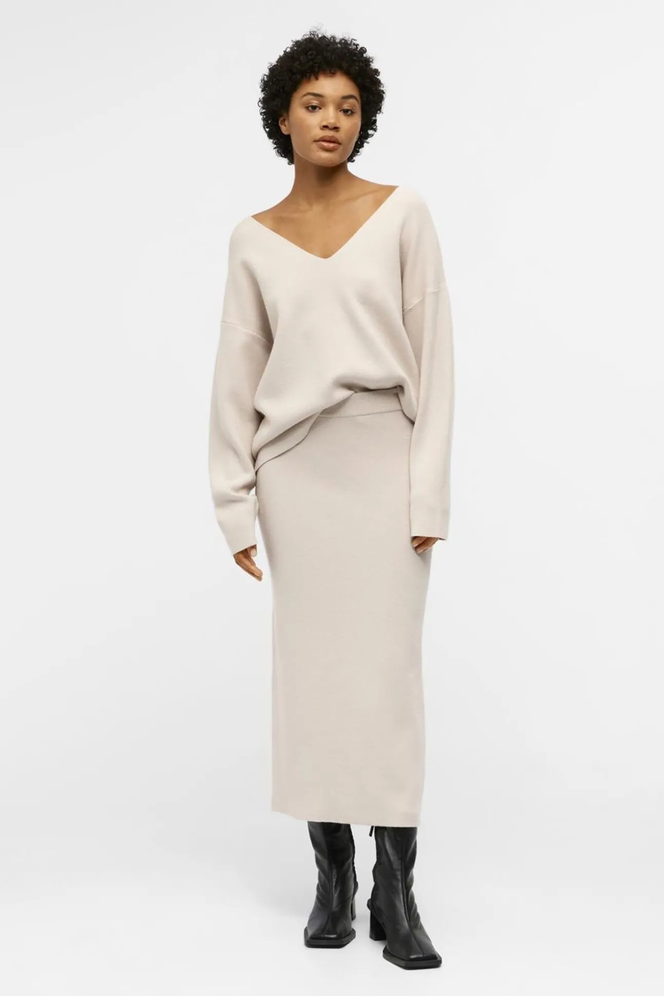Falda punto midi