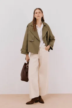 Gabardina corta