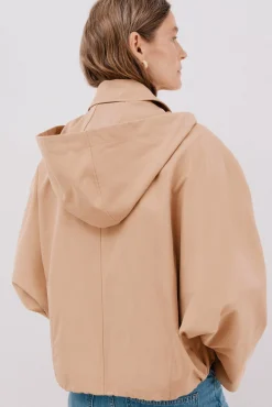 Gabardina corta