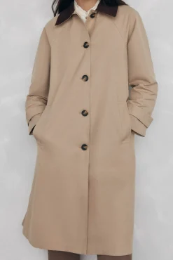 Gabardina larga cuello pana