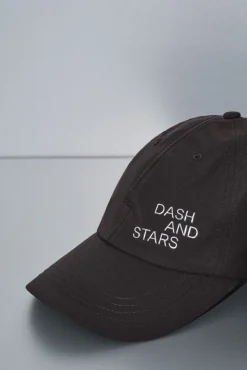 Gorra técnica ajustable logo negra