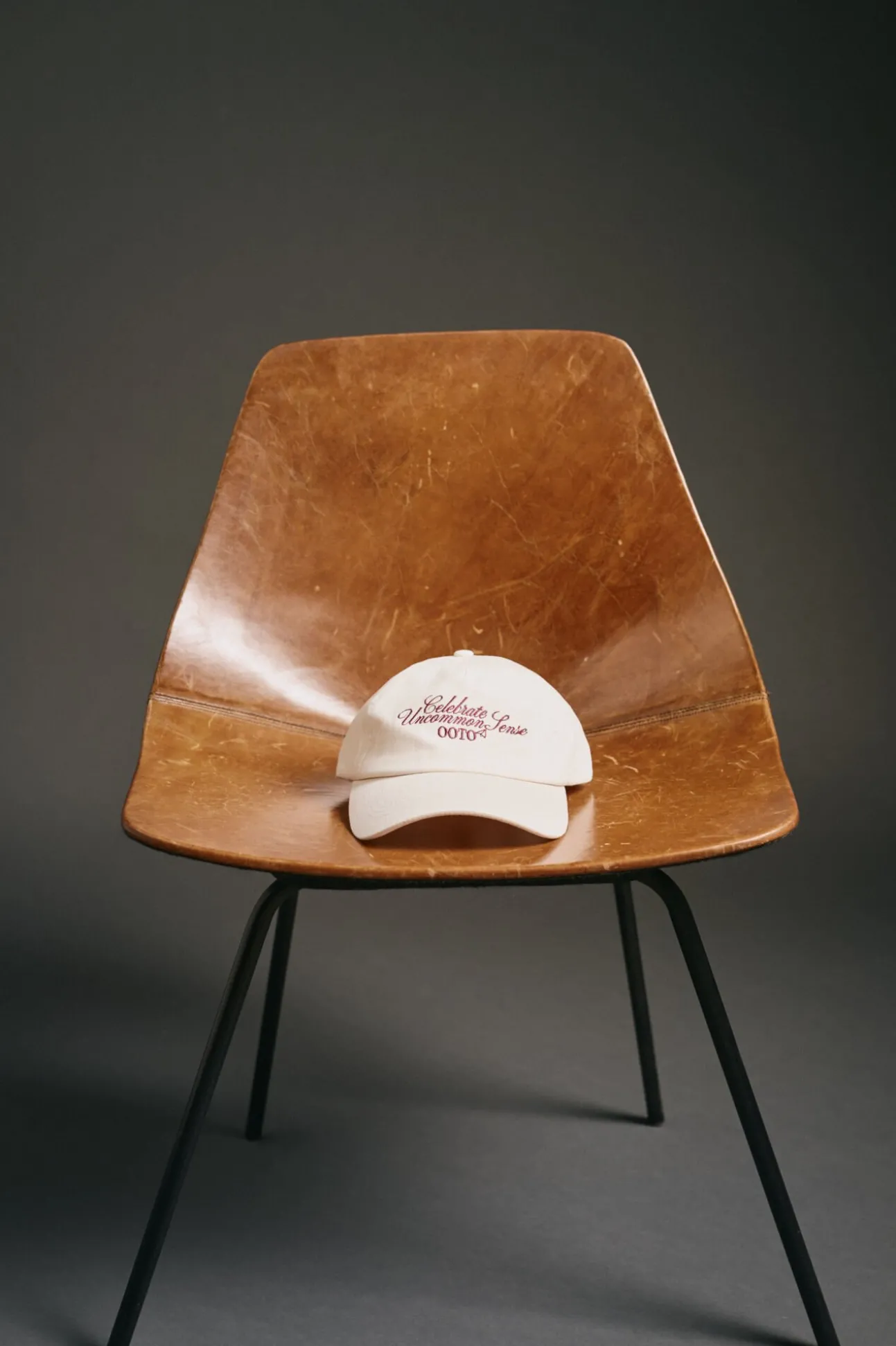 Gorra visera textil