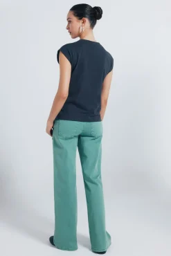 Jeans culotte tachas