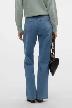 Jeans de pernera ancha