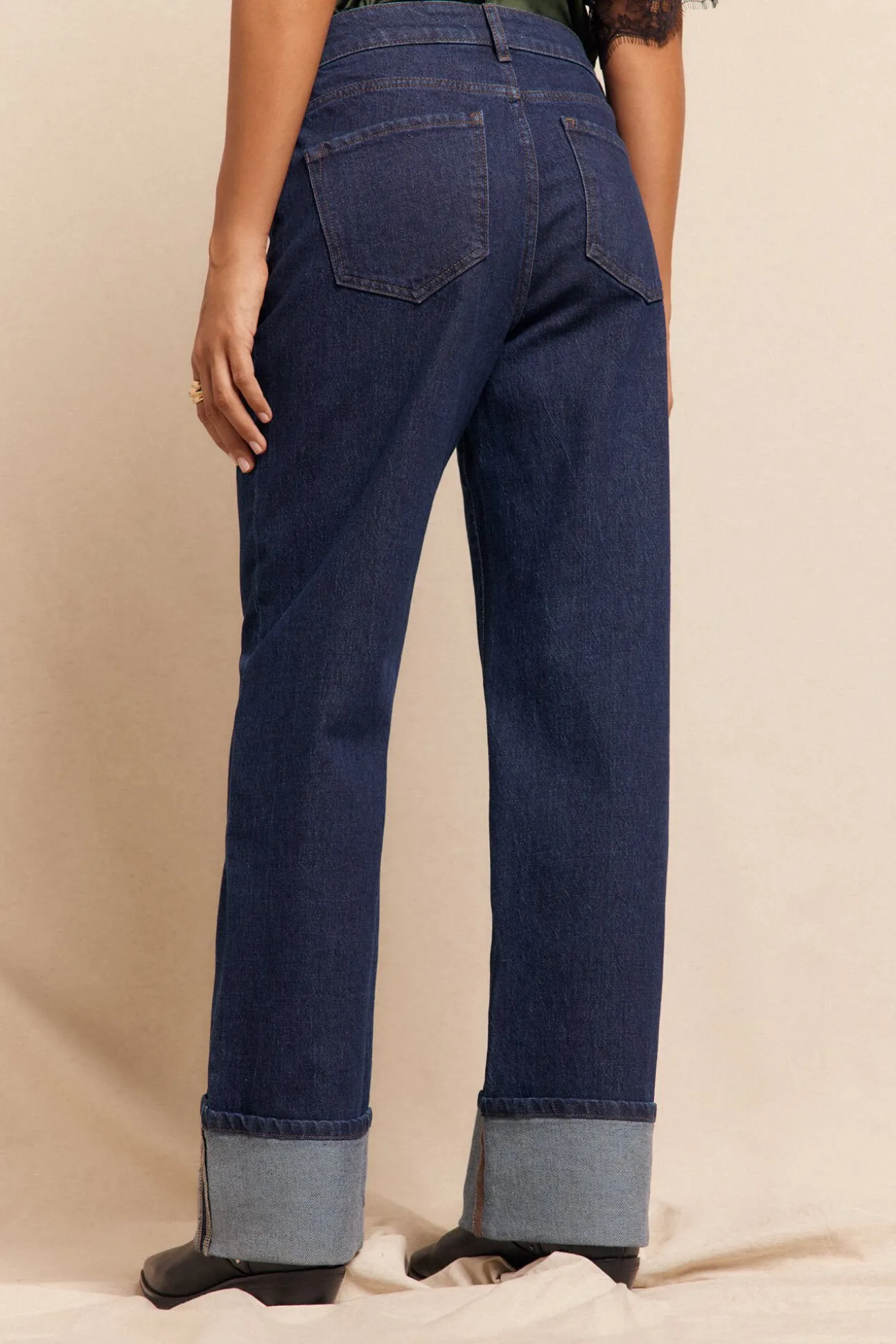 Jeans roll up