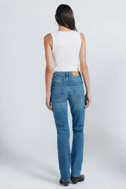 Jeans straight tachas
