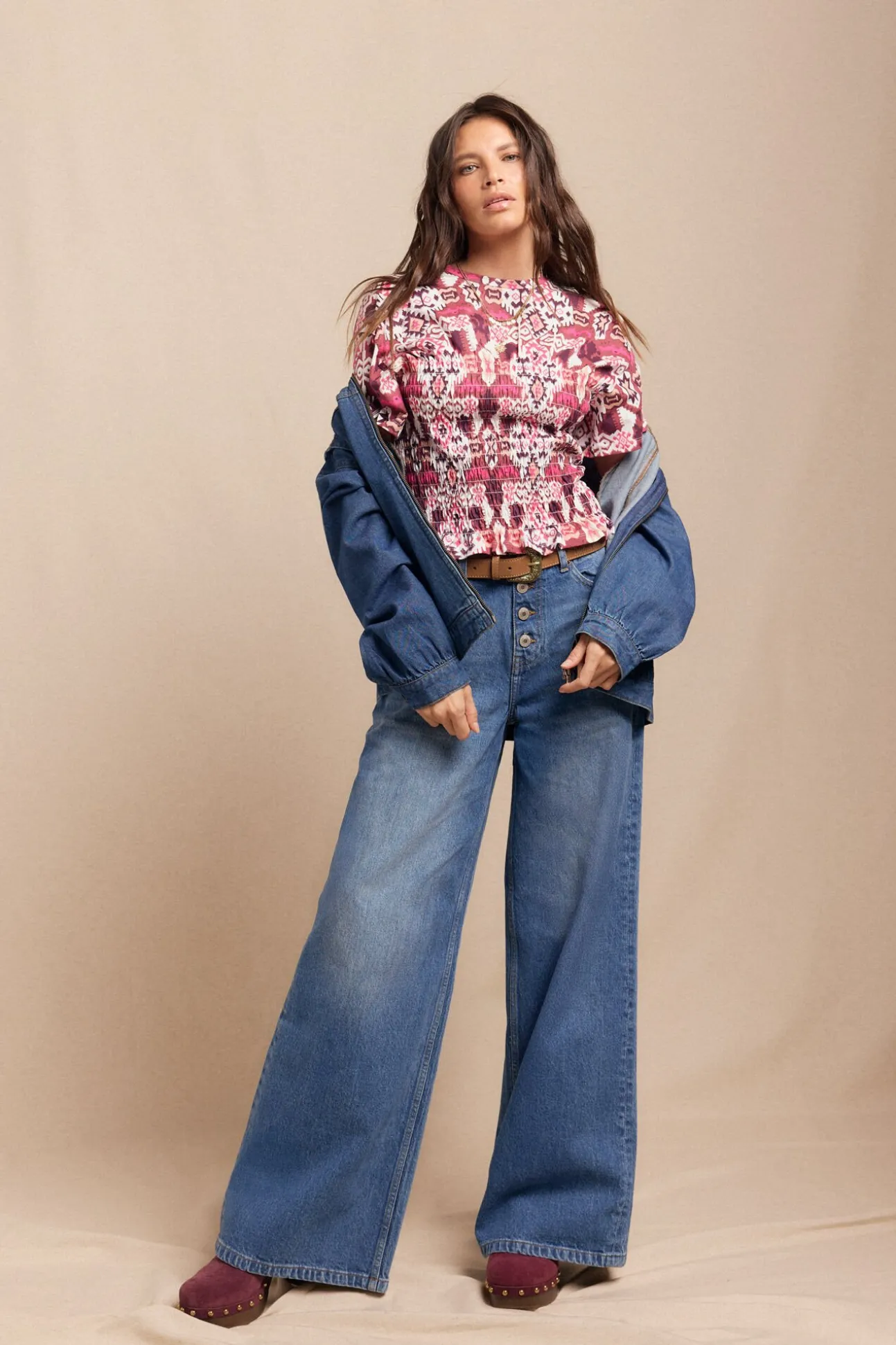 Jeans wide buttons