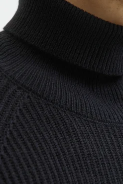 Jersey cuello alto