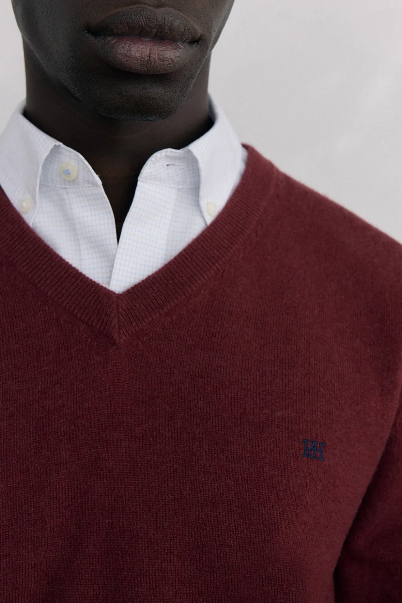 Jersey cuello pico lana merino y cashmere
