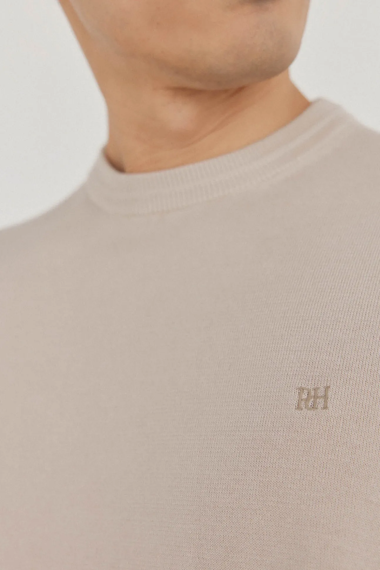 Jersey fino algodón premium cuello redondo