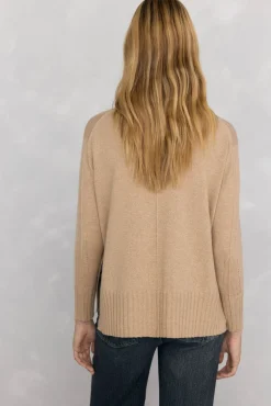 Jersey lana cuello cisne costura central
