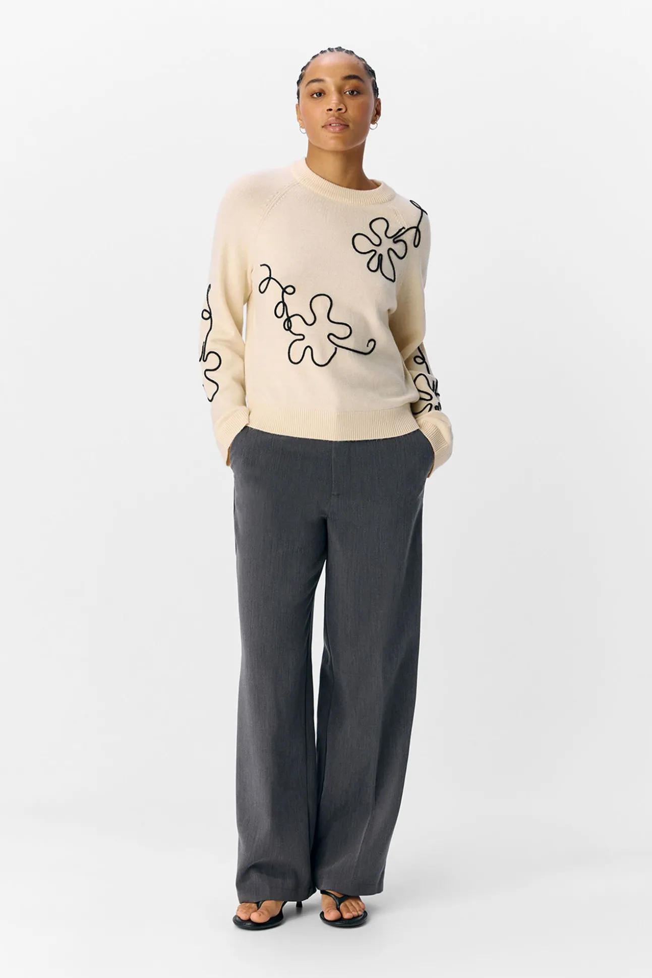 Jersey punto bordado flor