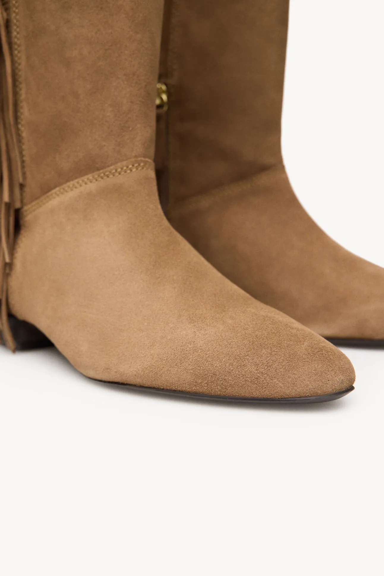 Lola. Botas serraje flecos