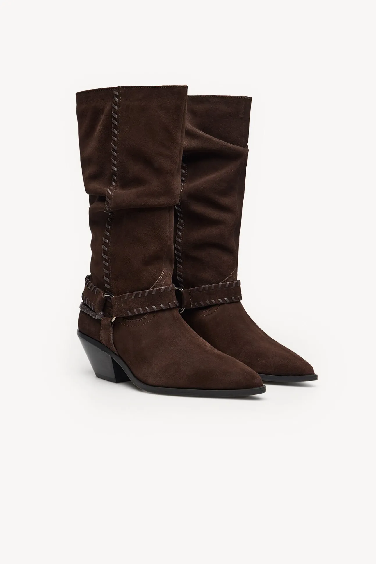 Maialen. Botas de serraje