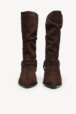 Maialen. Botas de serraje