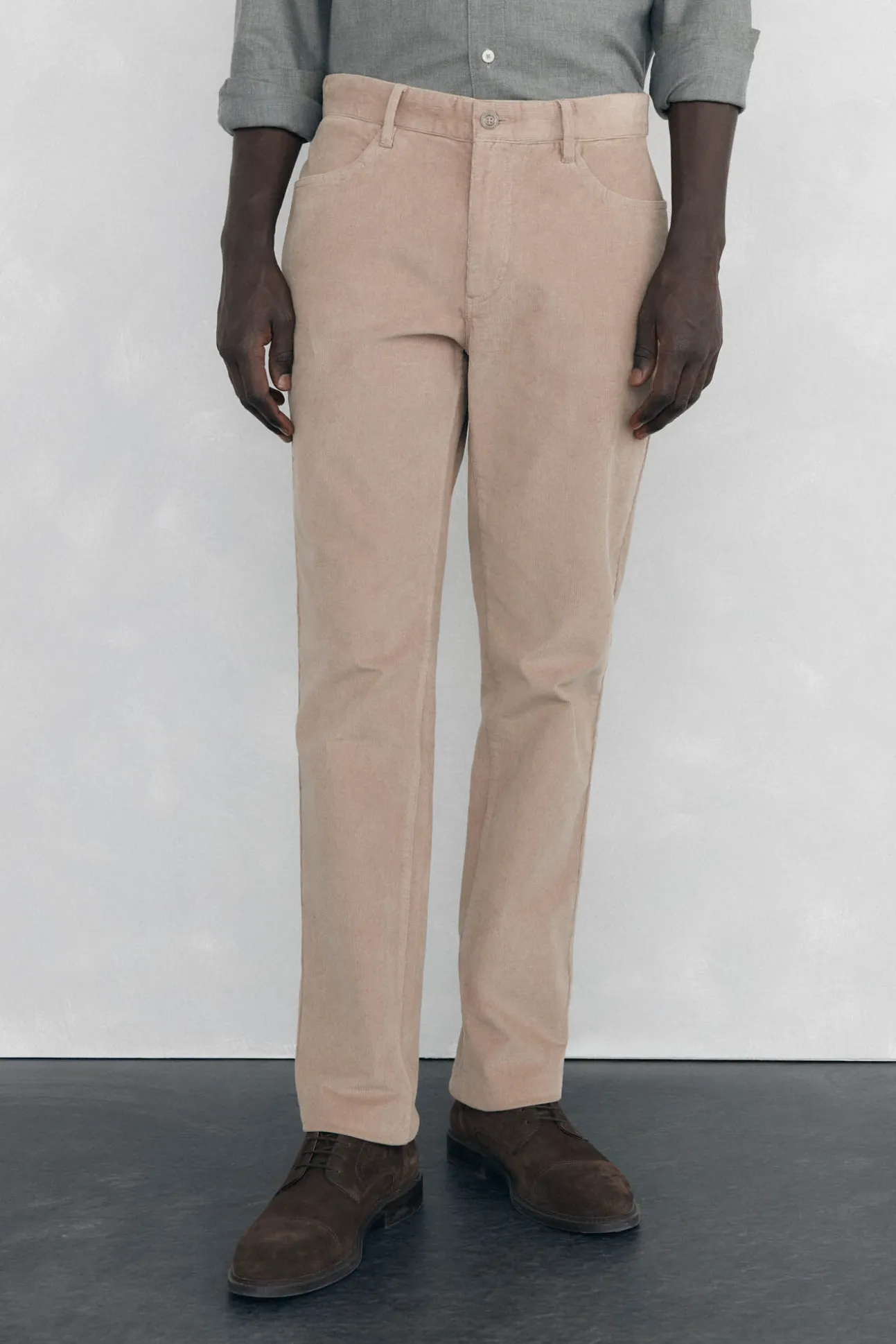 Pantalón 5 bolsillos pana slim fit