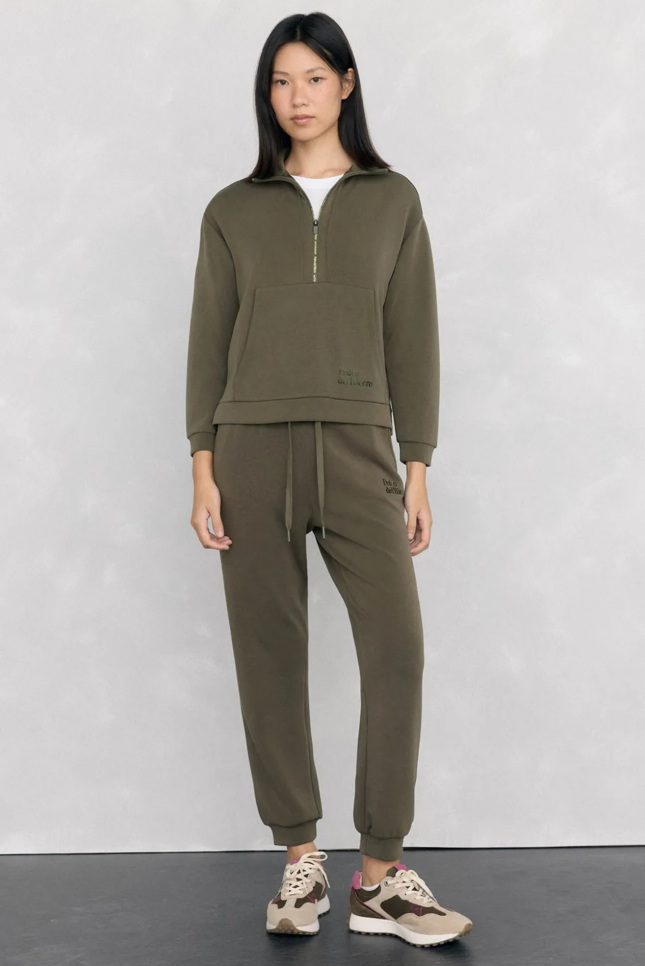 Pantalón activewear tejido softouch