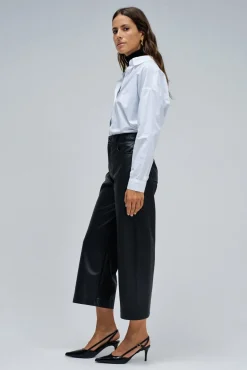 Pantalón ancho