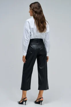 Pantalón ancho