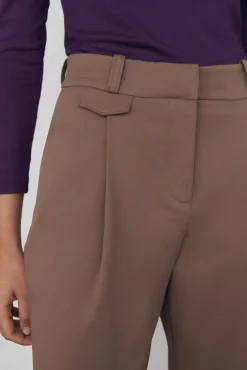 Pantalón bajo ajustable