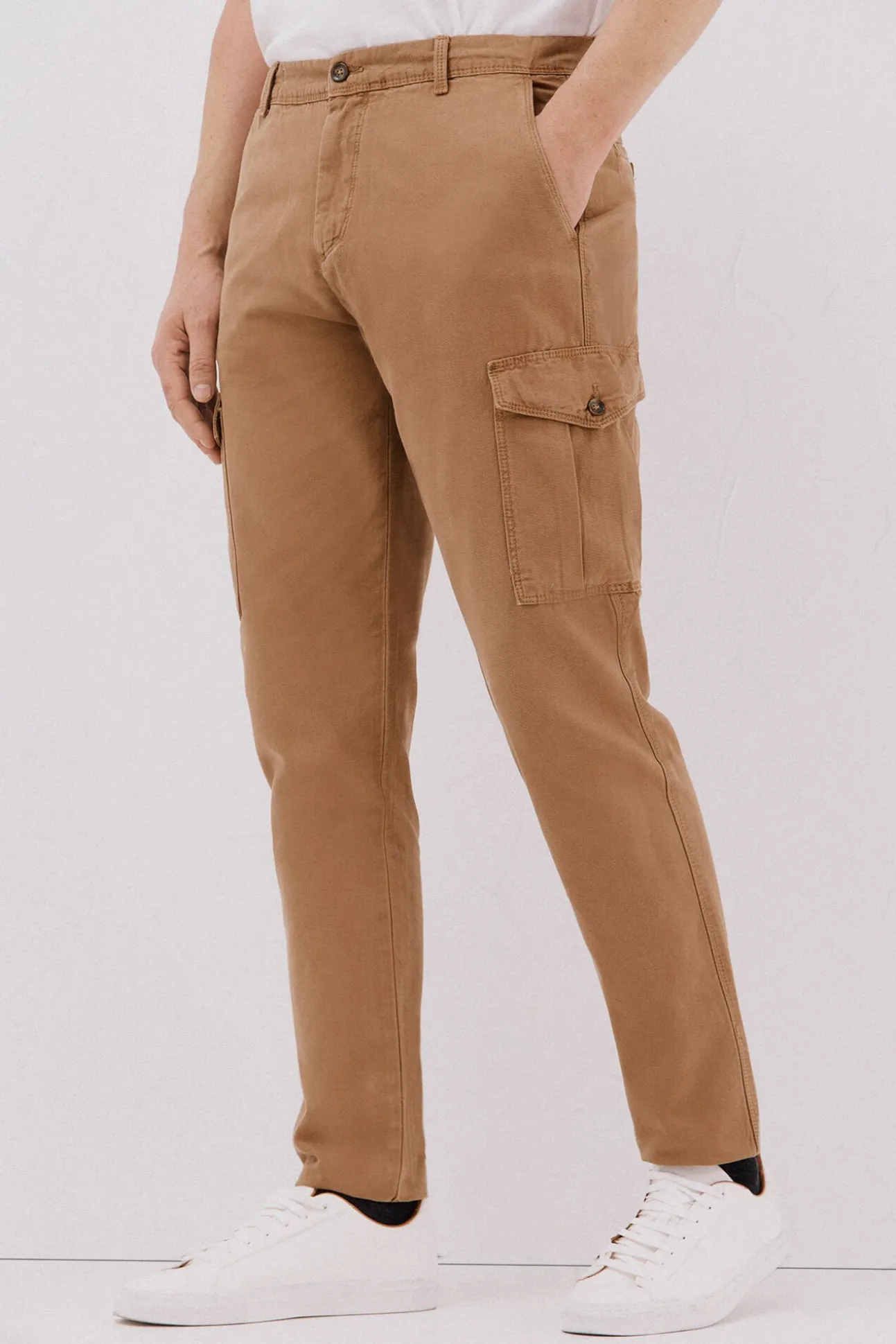 Pantalón cargo
