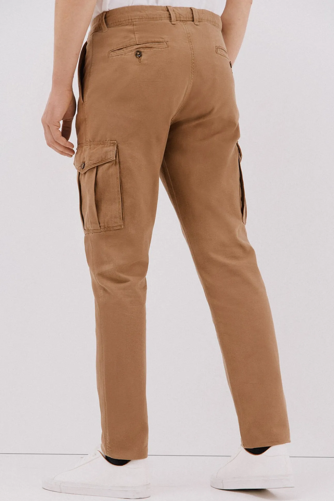 Pantalón cargo