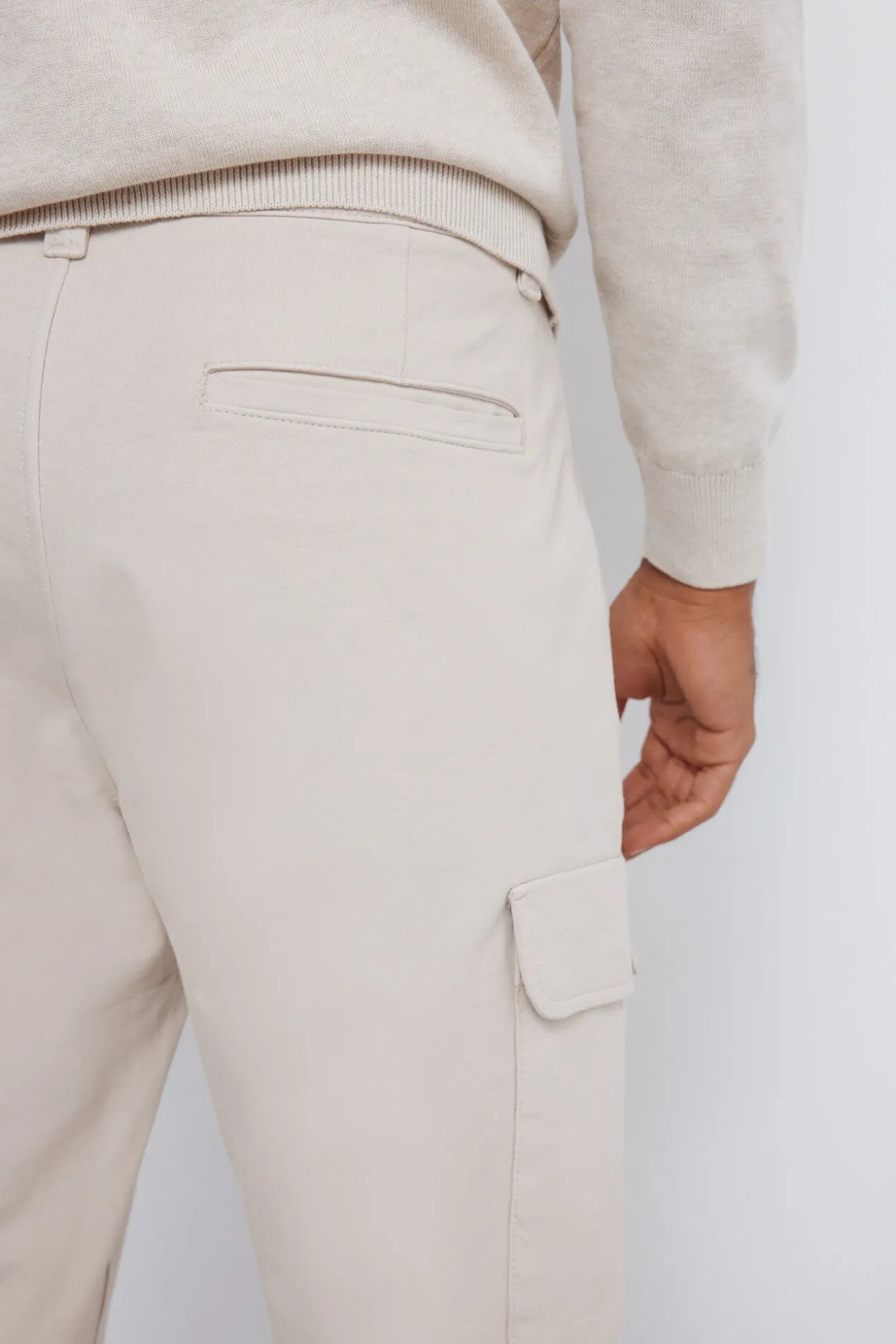 Pantalón cargo comfort fit