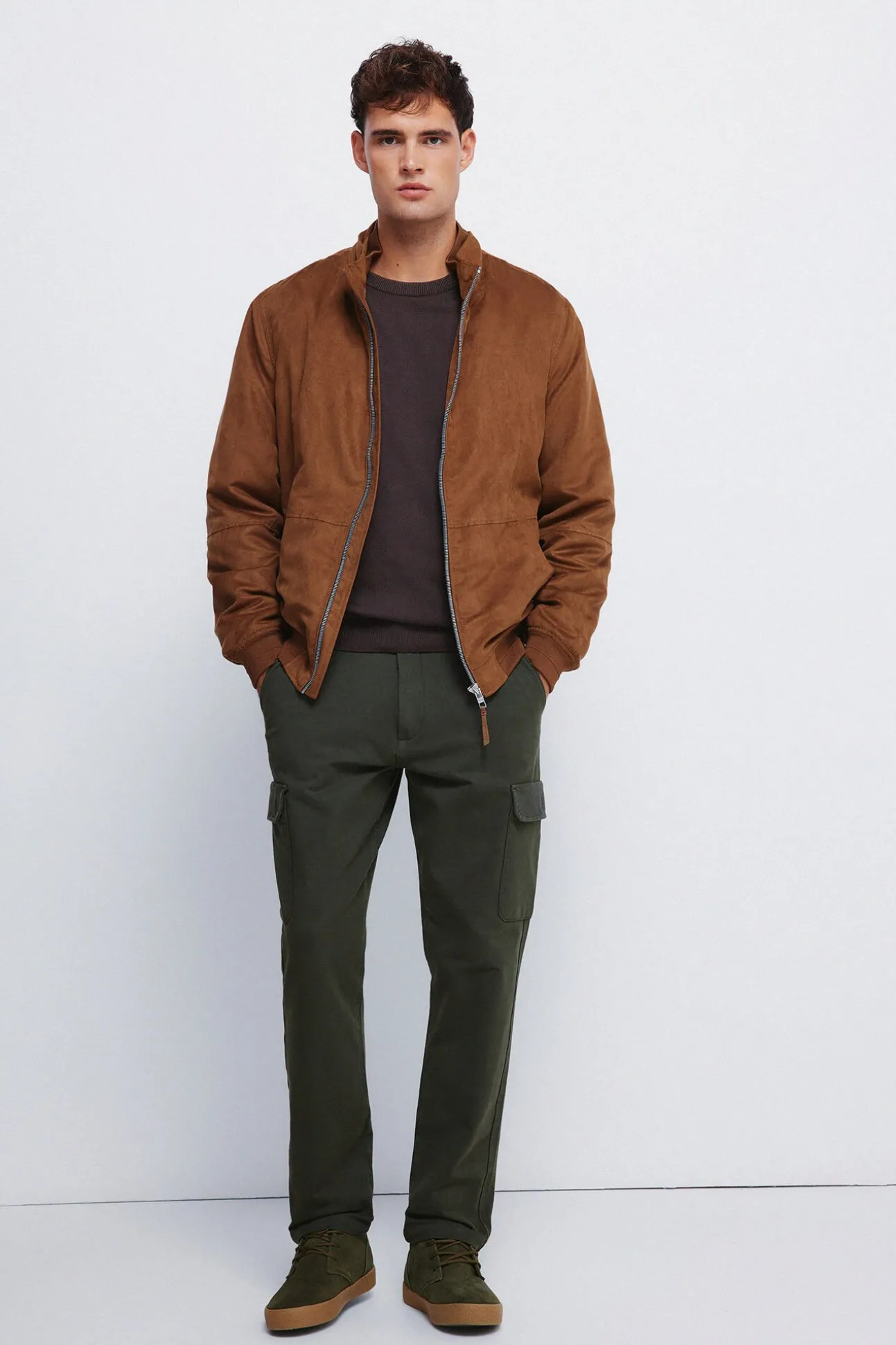 Pantalón cargo comfort fit