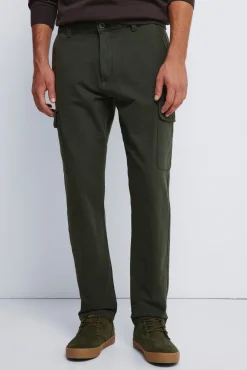 Pantalón cargo comfort fit