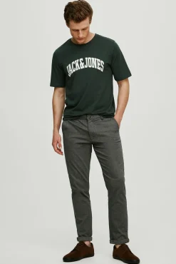 Pantalón chino