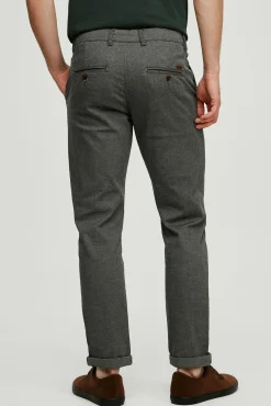 Pantalón chino