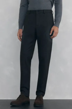 Pantalón chino confort