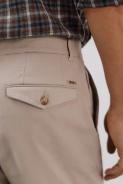 Pantalón chino confort regular fit