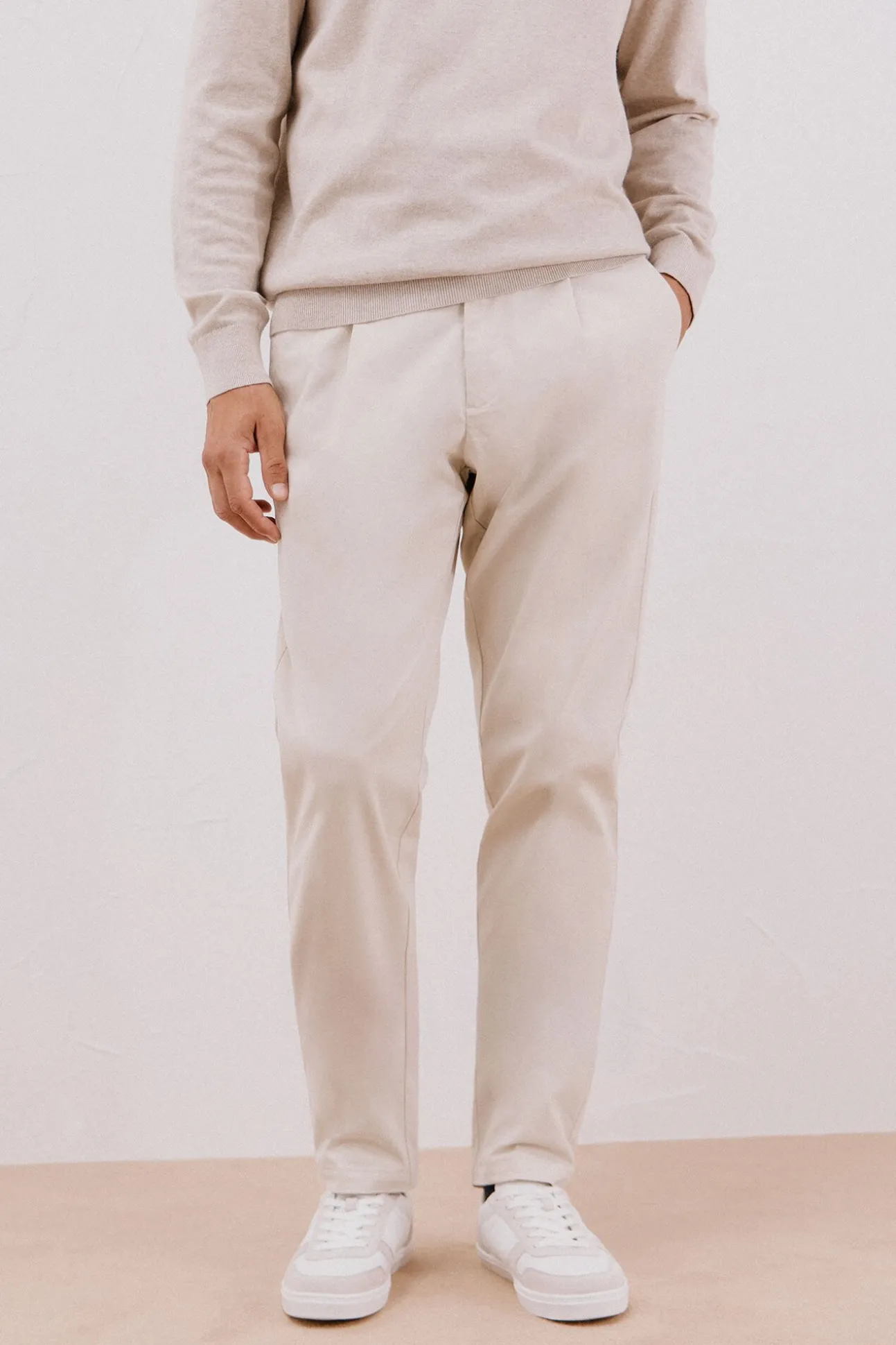 Pantalón chino confort tapered fit
