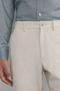 Pantalón chino pana ligera slim fit