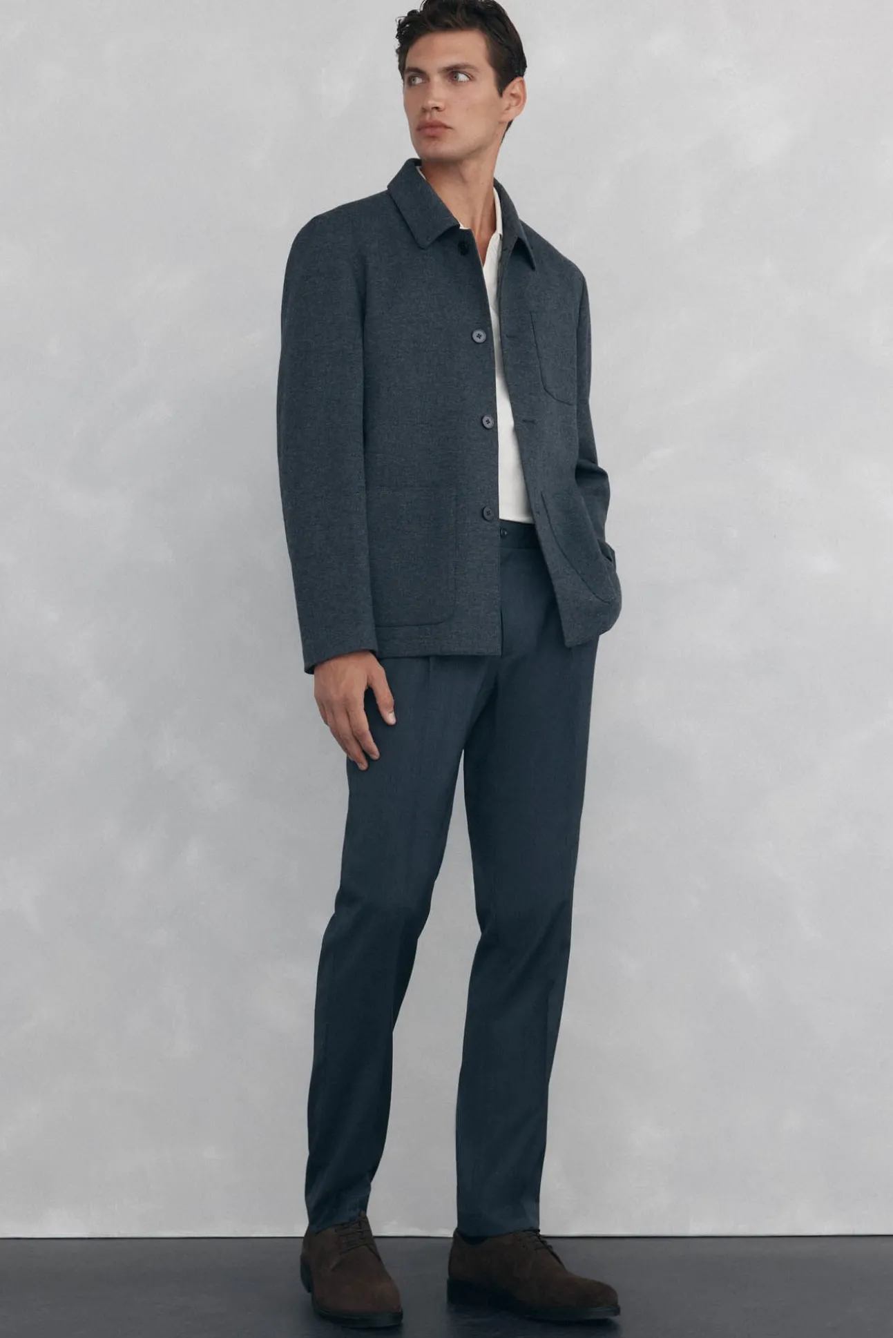 Pantalón chino pinzas tapered fit